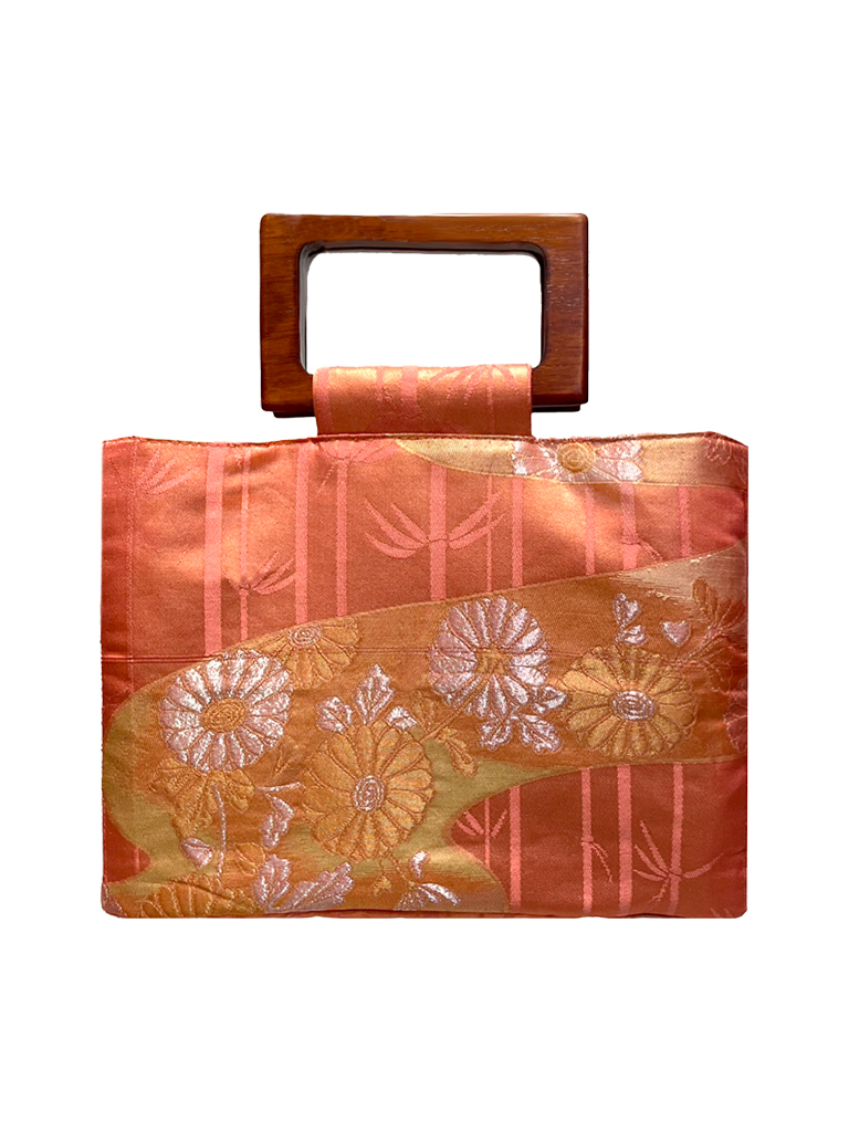 Obi bag with wooden handle